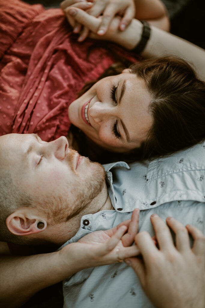 summer engagement photos in Winnipeg