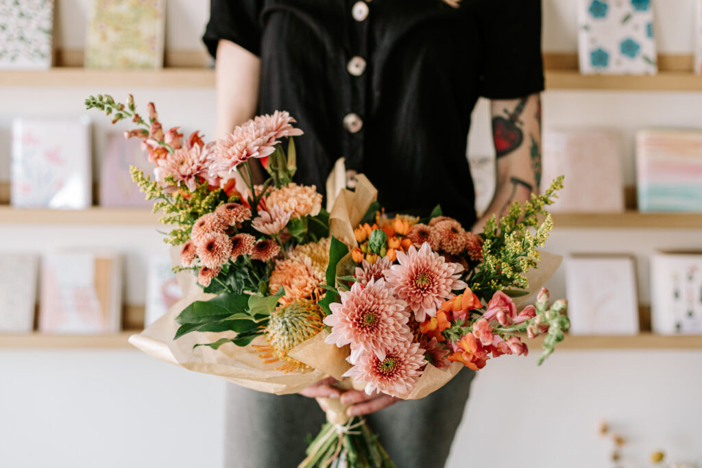 Winnipeg wedding florist Oak & Lily